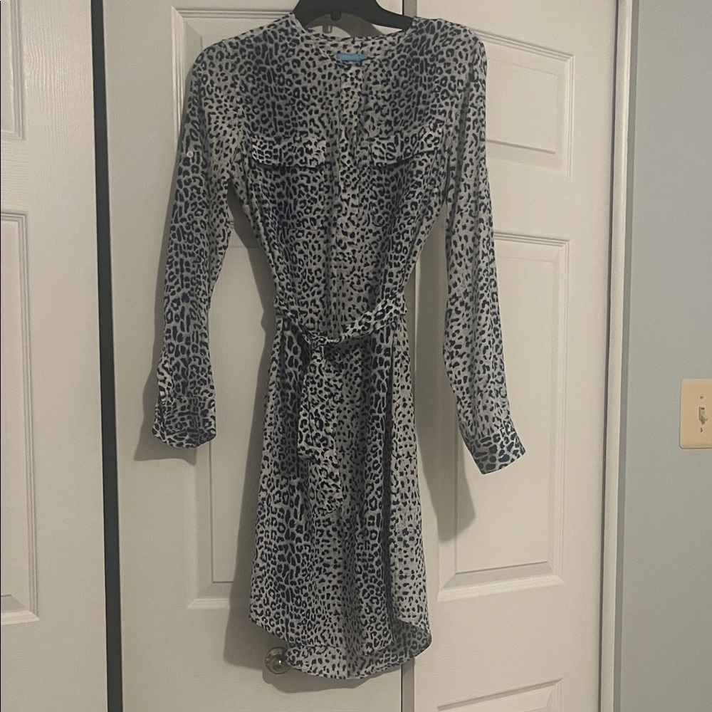 J. McLaughlin Gray Animal Print Long Sleeve Tie-Waist Dress